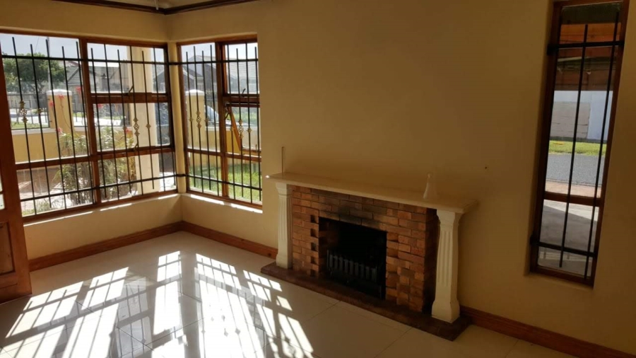 5 Bedroom Property for Sale in Crawford Western Cape